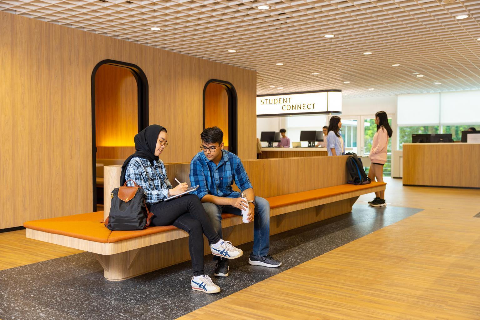 Recuni Uni Pictures Student_Connect.jpg