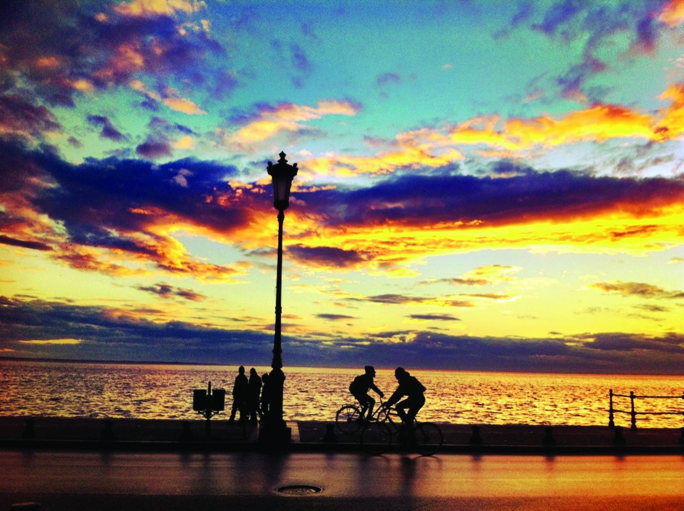 Recuni City Pictures thessaloniki_sunset_waterfront